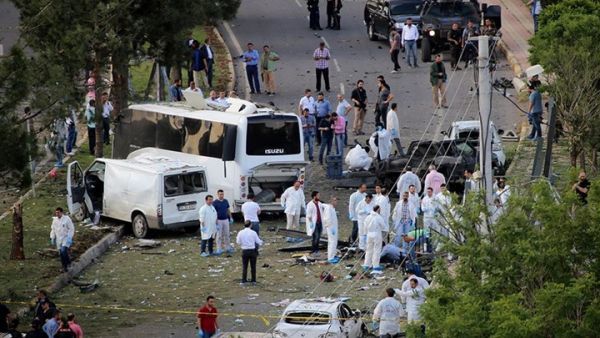 Τουρκία: Τρεις νεκροί από έκρηξη στο Ντιγιάρμπακιρ