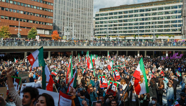 Ιράν: Ξεπέρασαν τους 120 οι νεκροί από τις διαδηλώσεις