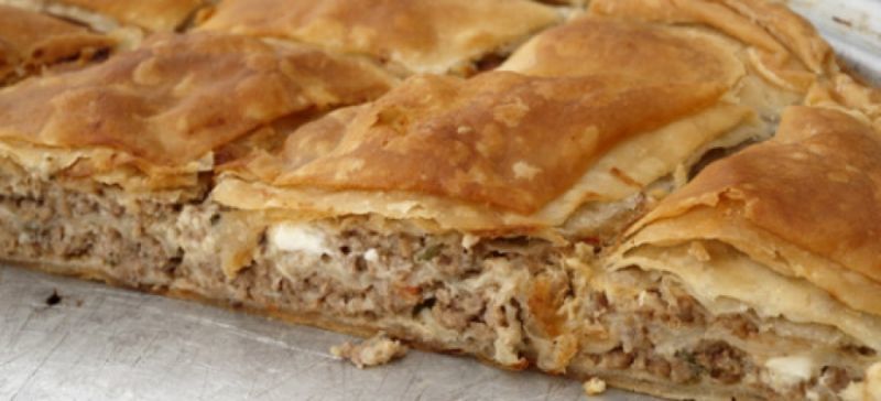 Κρεατόπιτα μαμαδίστικη