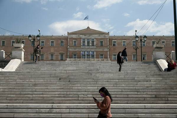 Διασπορά κρουσμάτων: Τετραψήφιος ξανά ο αριθμός στην Αττική