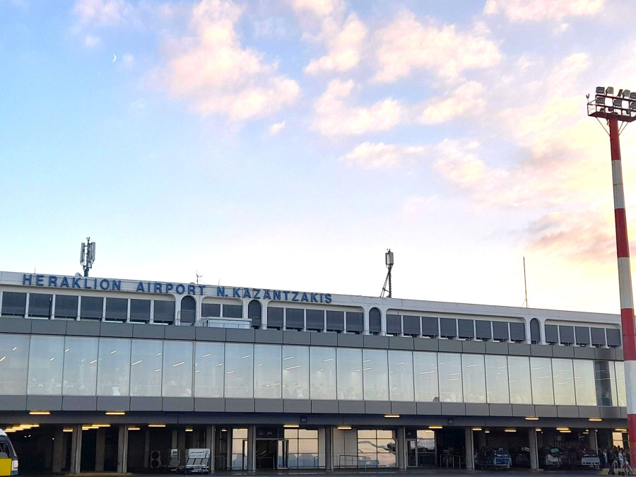 Θετικό το πρώτο πεντάμηνο του 2026 για την επιβατική κίνηση στα 24 αεροδρόμια της ΥΠΑ
