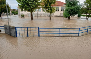 Αύριο οι ανακοινώσεις για τα σχολεία της Θεσσαλίας-Προσπάθειες για τηλεκπαίδευση