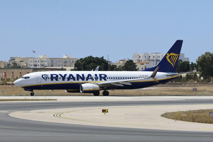 Ryanair: Πάνω από 5.000 πτήσεις έχουν πληγεί από το χάος στον ελληνικό εναέριο έλεγχο κυκλοφορίας το 2025