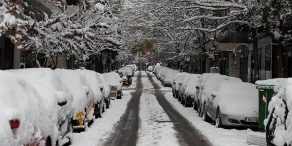 ΕΜΥ:Έρχεται πτώση θερμοκρασίας έως 12 βαθμούς, χιόνι και θυελλώδεις άνεμοι