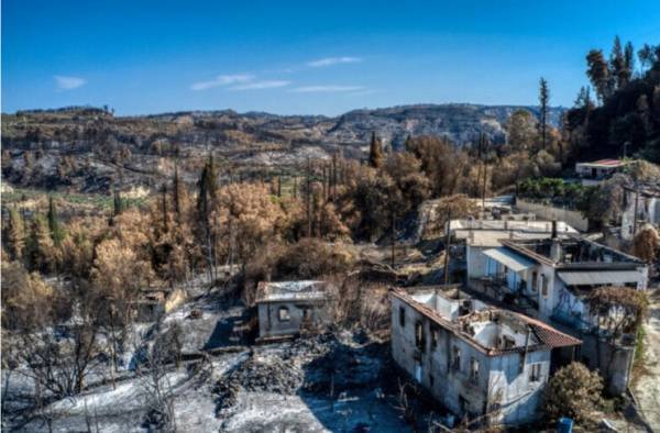 Επιπλέον πίστωση €1 εκατ. για τις πυρόπληκτες περιοχές της Πελοποννήσου