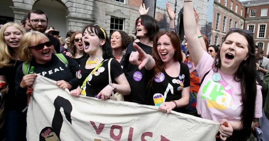 Η Ιρλανδία μίλησε και είπε «ναι» στις αμβλώσεις