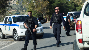 Παραμένουν σε αστυνομικό κλοιό τα Βορίζια – Έφοδος στις φυλακές Αλικαρνασσού