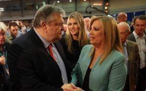 Μήνυμα Βενιζέλου στη Γεννηματά: Έχεις μεγάλη δύναμη, θα τα ξεπεράσεις