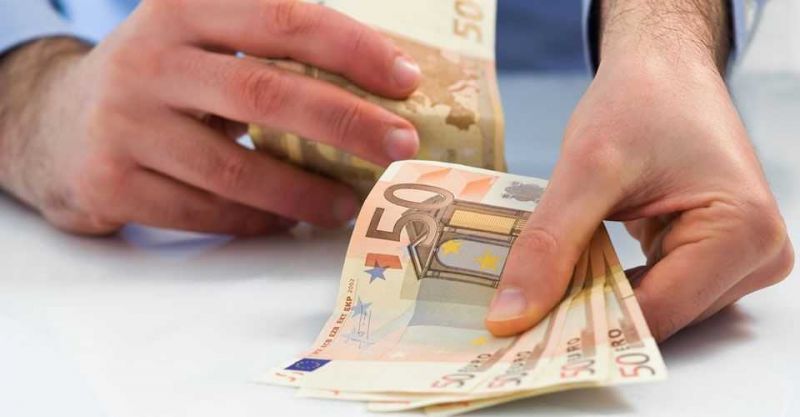 Χιλιάδες οφειλέτες έχασαν τη ρύθμιση 100 δόσεων-Τροπολογία ΠΑΣΟΚ για επανένταξη