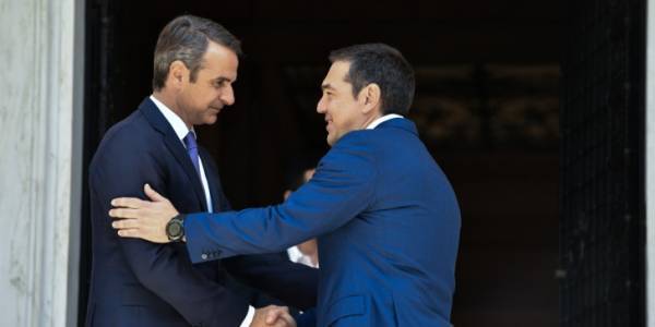 Μητσοτάκης: Ξεκινά Παρασκευή με Τσίπρα η ενημέρωση των πολιτικών αρχηγών