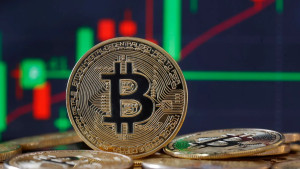 Στα $64.500 το Bitcoin – Άγγιξε υψηλό εβδομάδας και ενισχύει την κυριαρχία του
