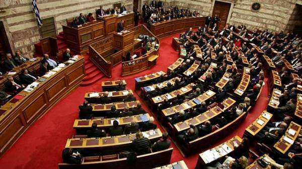 Υπερψηφίστηκε η τροπολογία για το ιπποδρομιακό στοίχημα