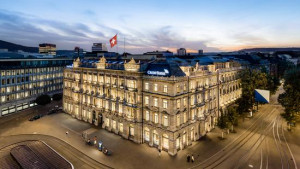 Credit Suisse: Ζημιές $1,7 δισ. στο β' τρίμηνο-Παραιτείται ο CEO