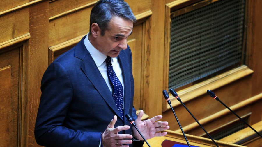 «Πυρά» Μητσοτάκη κατά των κομμάτων δεξιά της ΝΔ και του ΚΚΕ
