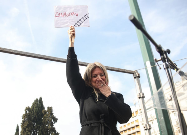 Εχει κάθε λόγο να ανησυχεί ο Τσίπρας