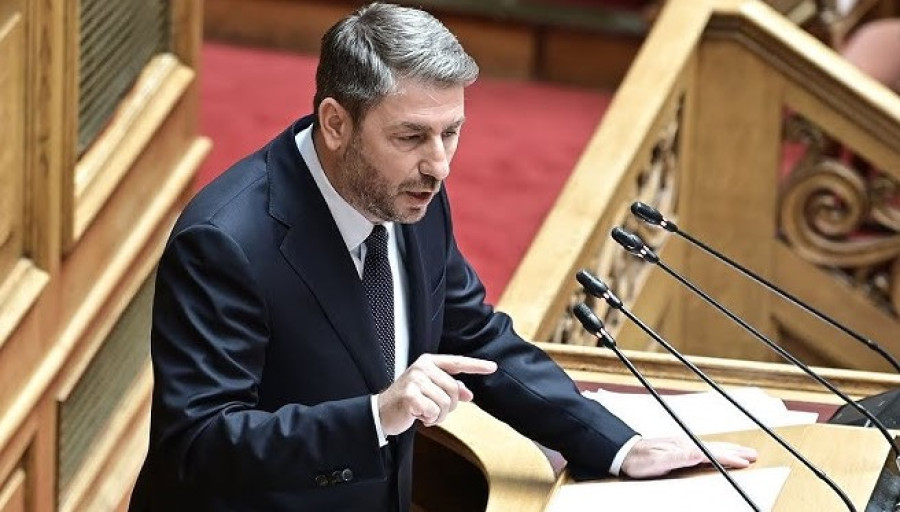 Ο Ανδρουλάκης καλεί τον Μητσοτάκη σε συζητήση για την ακρίβεια και το ιδιωτικό χρέος