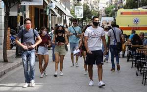 Δημοσκόπηση: 6 στους 10 ζητούν νέα μέτρα για τους ανεμβολίαστους