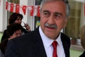 Πιθανή λύση του Κυπριακού εντός του έτους λέει ο Ακιντζί