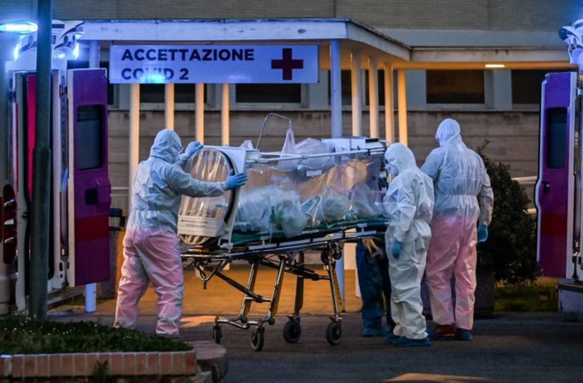 Ιταλία-Κορονοϊός: Αρκετά κάτω από 10.000 τα ημερήσια κρούσματα