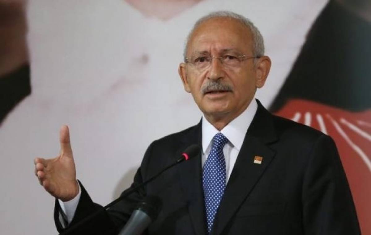 Τουρκία: Ο αρχηγός της αντιπολίτευσης δέχθηκε επίθεση από πλήθος