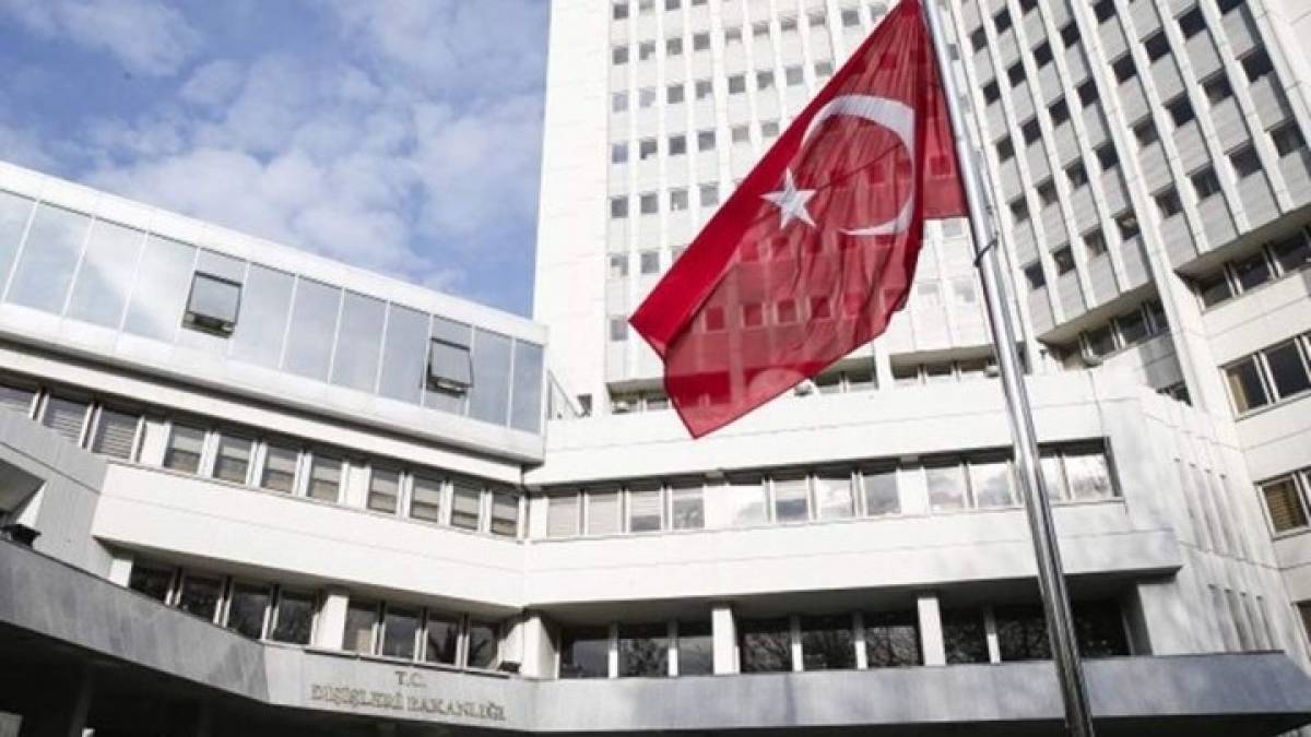 Τουρκικό ΥΠΕΞ: Τα ελληνικά νησιά δεν έχουν υφαλοκρηπίδα και ΑΟΖ