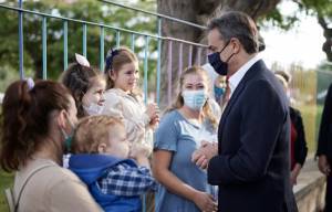 Μητσοτάκης: Θέλουμε τα σχολεία να μείνουν ανοιχτά- Τηρήστε τα μέτρα