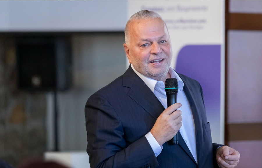 Metlen - Τσάκος: Στρατηγική Συμφωνία για ένα από τα μεγαλύτερα υβριδικά έργα ηλεκτροπαραγωγής στην Ελλάδα