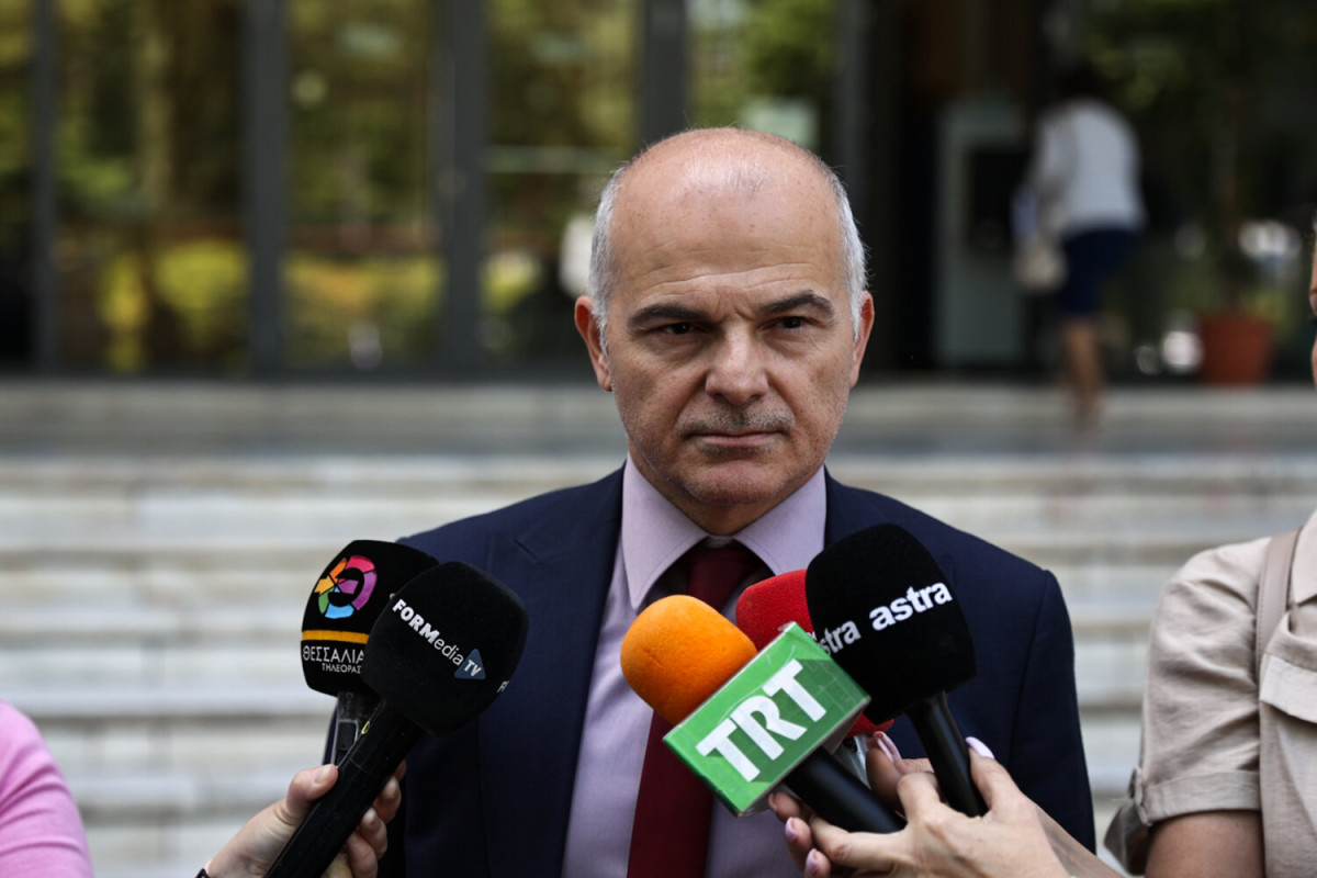 Συνέντευξη Τύπου συγγενών θυμάτων Τεμπών - Ψαρόπουλος: «Κακώς ολοκληρώθηκε η ανάκριση»