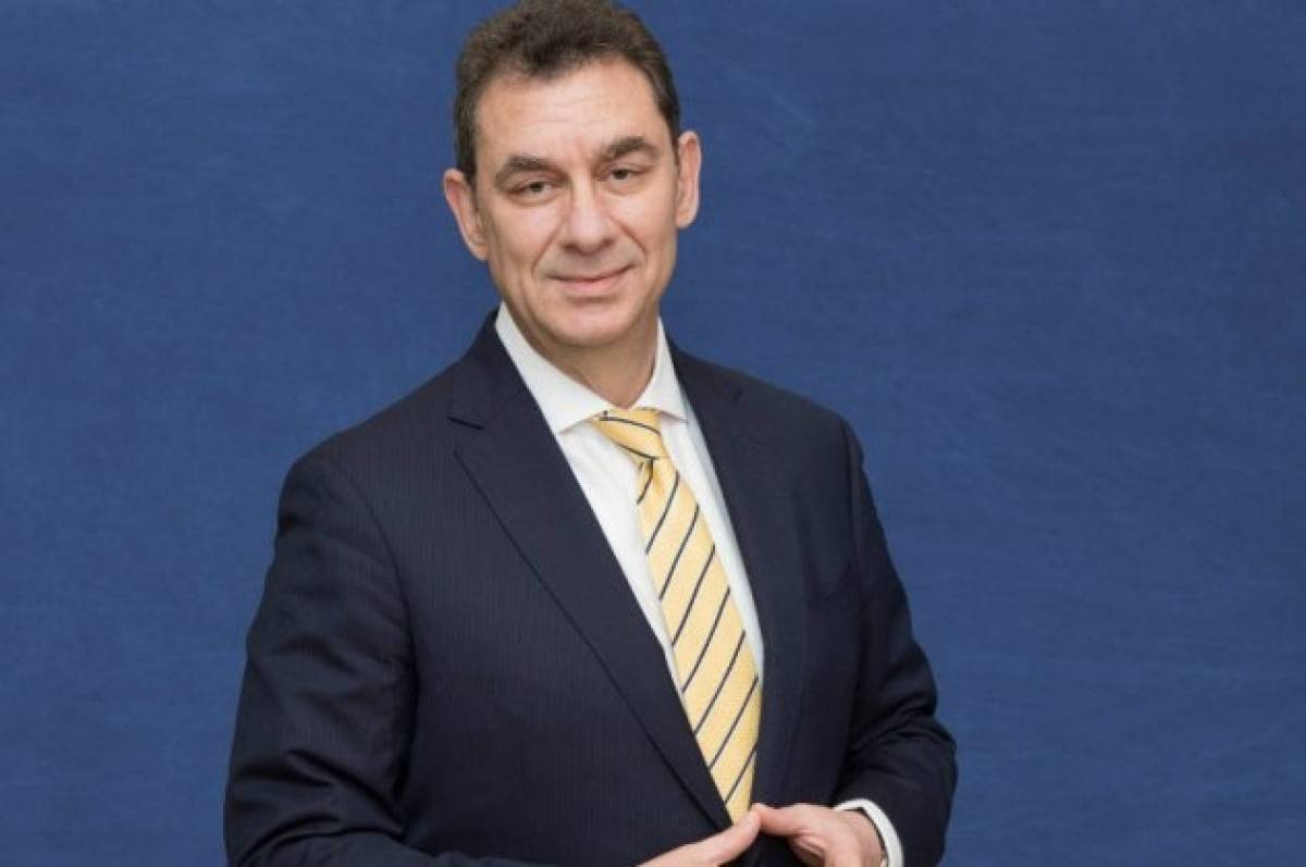 Μπουρλά: Θα ήθελα να κάνω πρώτος το εμβόλιο