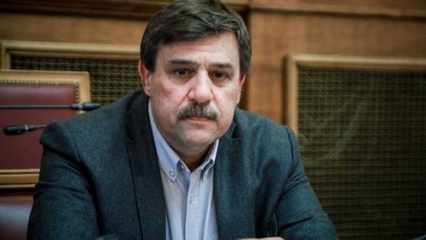 Ξανθός: Επισφαλής επιδημιολογικά επιλογή η άρση των περιορισμών