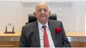 Σταύρος Μπακάκος: Πέθανε ο πρόεδρος και CEO της Minerva φαρμακευτικής