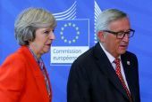 Συνάντηση Μέι με Γιούνκερ - Μπαρνιέ για το Brexit