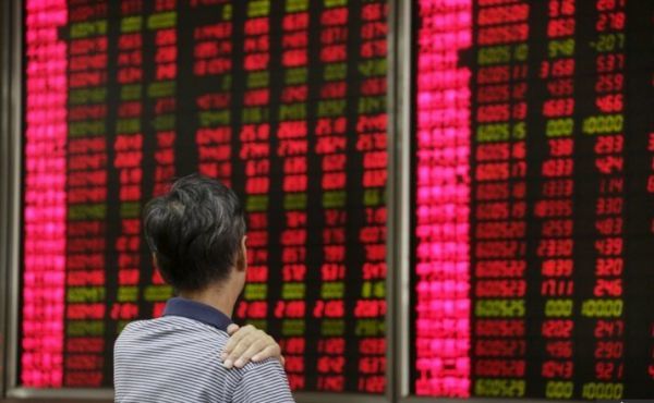 Δημοσιογράφος στην Κίνα παραδέχτηκε ότι προκάλεσε το χάος στο χρηματιστήριο