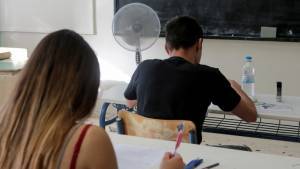 Πανελλαδικές: «Ο κόσμος μετά την πανδημία» το θέμα της Έκθεσης