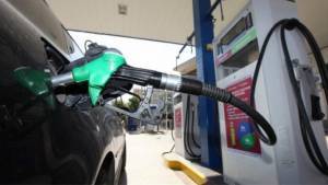 Εκλογές με τη βενζίνη στα 2,5 ευρώ; Δύσκολο