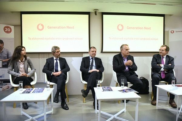 Vodafone: Επάρκεια στις ψηφιακές δεξιότητές τους βλέπουν οι Έλληνες εκπαιδευτικοί
