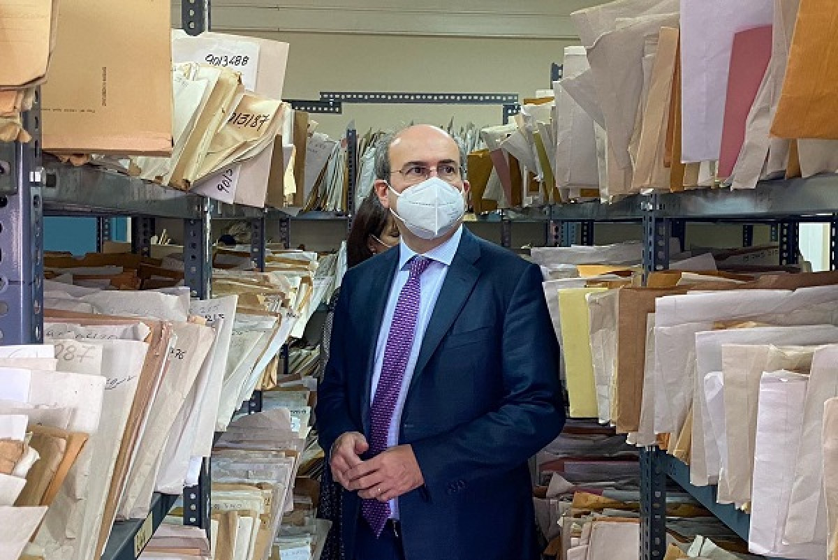 Χατζηδάκης για εκκρεμείς συντάξεις: Το θέμα αντιμετωπίστηκε με συστηματική προσπάθεια