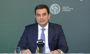 Σκρέκας για πλαφόν στο ρωσικό πετρέλαιο: Καμία επίδραση στη ναυτιλία