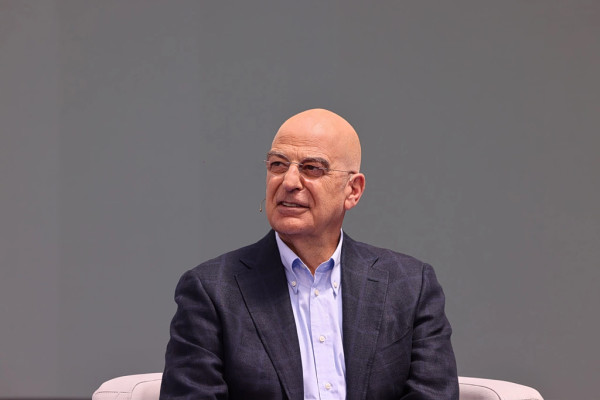 Ο Δένδιας, «σε περίπτωση που»...