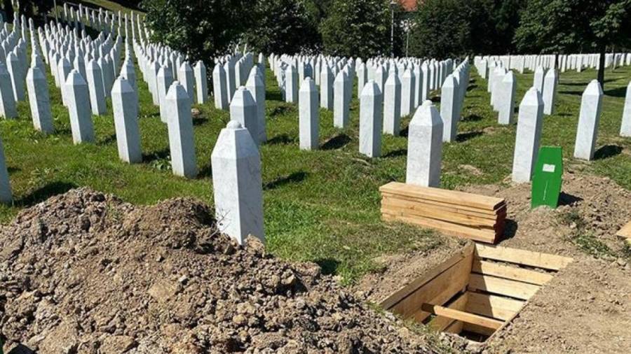 Πέρασαν 25 χρόνια από τη γενοκτονία της Σρεμπρένιτσα