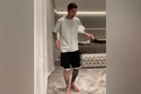 Ο Μέσι «διδάσκει» στο toilet paper challenge