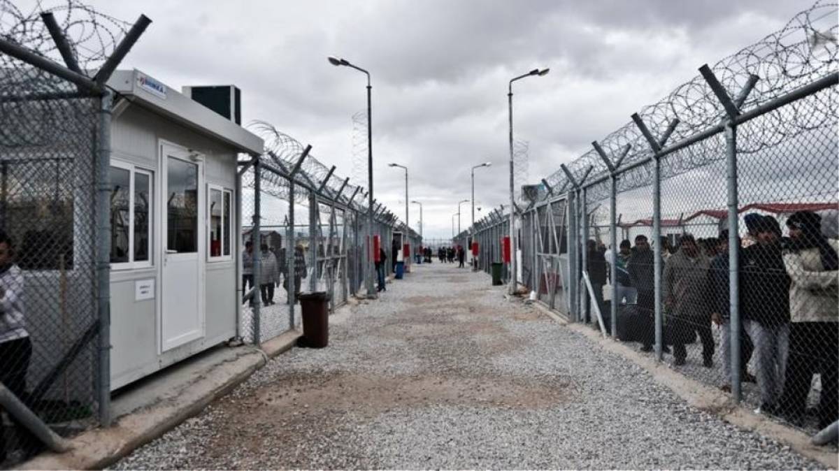 Σβήστηκε η φωτιά στο κέντρο κράτησης στην Αμυγδαλέζα