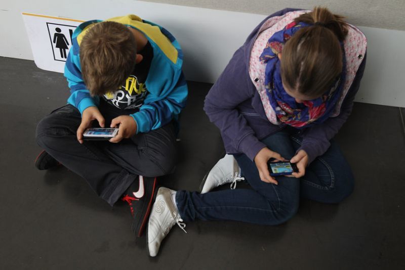 Κρατήστε ασφαλή τα παιδιά σας στα social media - 6 οδηγίες