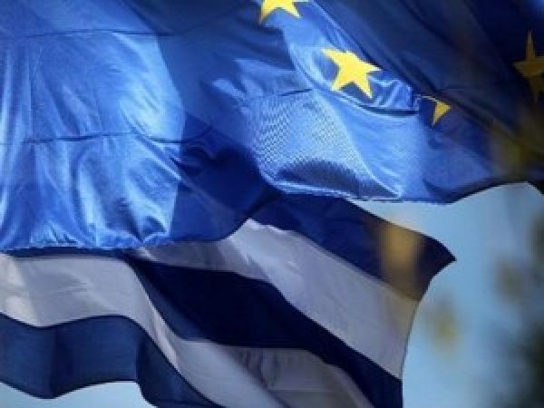 Spiegel: «Η τρόικα θα εισηγηθεί 2 χρόνια παράταση για την Ελλάδα»