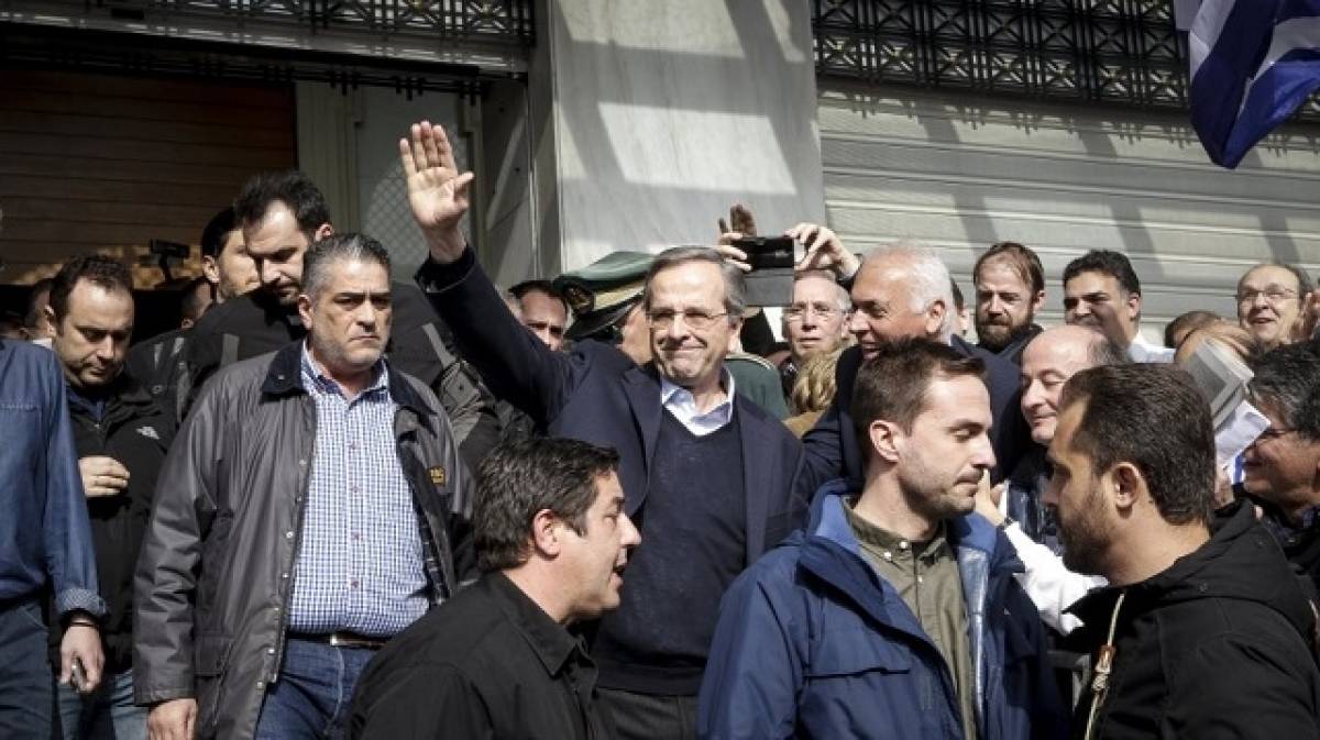 «Παρών» Αντώνη Σαμαρά στο συλλαλητήριο