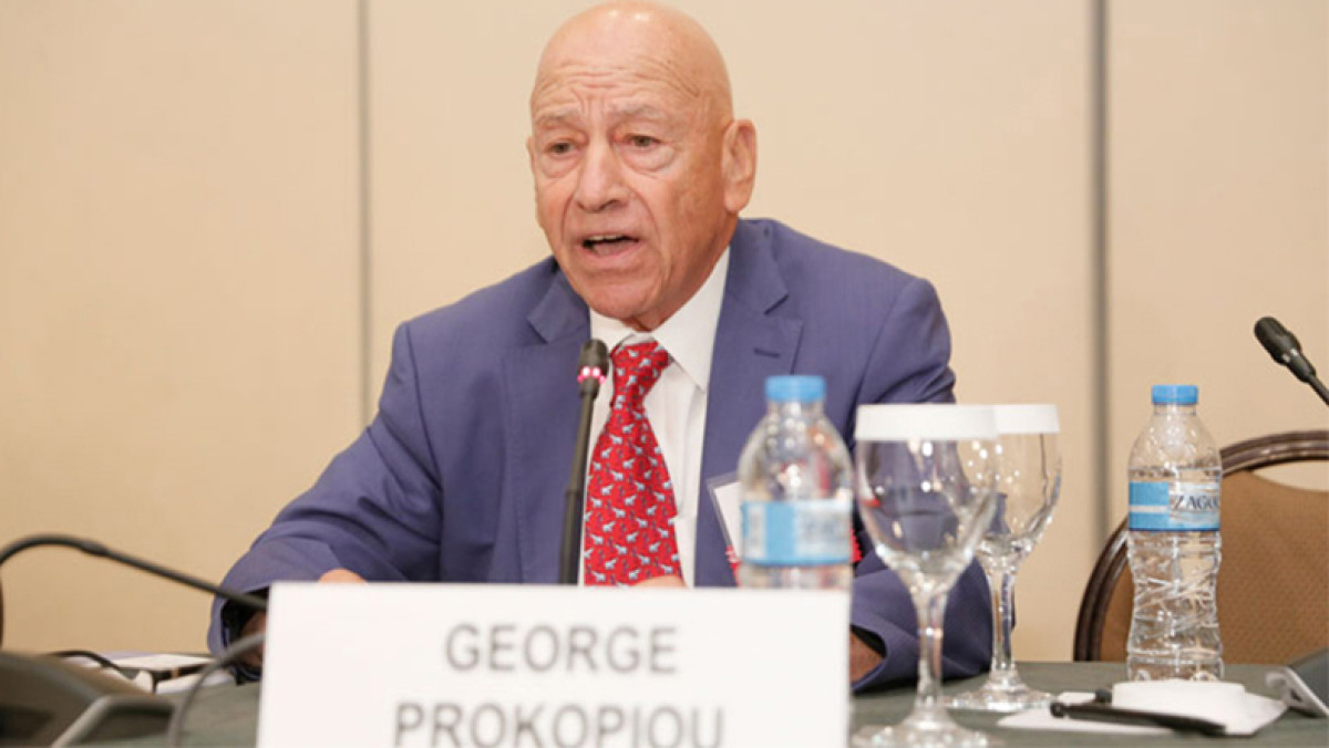 Dynacom: Παραγγελία τεσσάρων VLCC στα κινεζικά ναυπηγεία Hengli