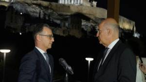 Μάας: Έκπληκτοι και ενοχλημένοι από τις τουρκικές ενέργειες-Δένδιας: Επιμένουν στην παραβατικότητα
