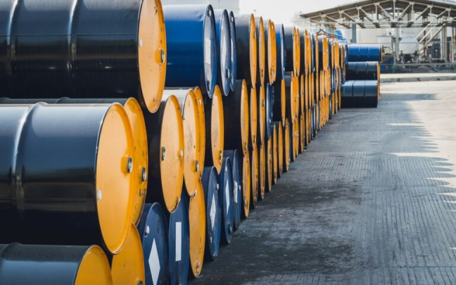 UBS: Υποβαθμίζει τις εκτιμήσεις για τις τιμές του πετρελαίου