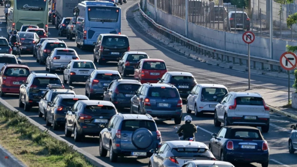 ΑΑΔΕ: Αναρτήθηκαν τα ειδοποιητήρια για τα τέλη κυκλοφορίας του 2026