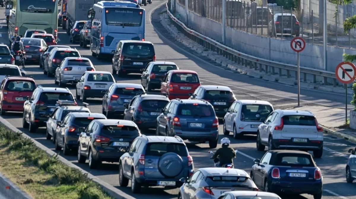 ΑΑΔΕ: Αναρτήθηκαν τα ειδοποιητήρια για τα τέλη κυκλοφορίας του 2026
